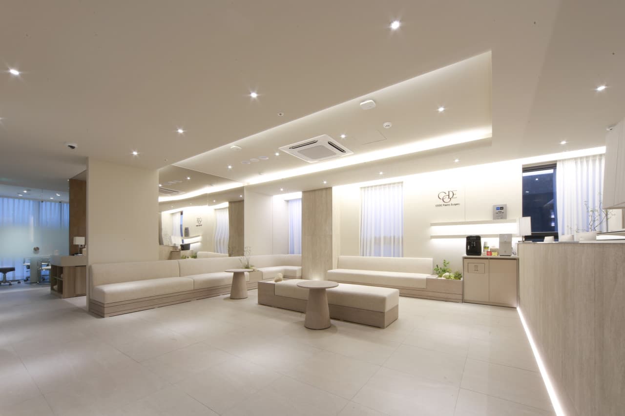 コード整形外科医院 - Image 1