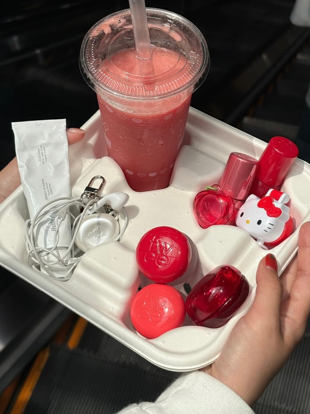 fwee Agit 聖水 gallery 1