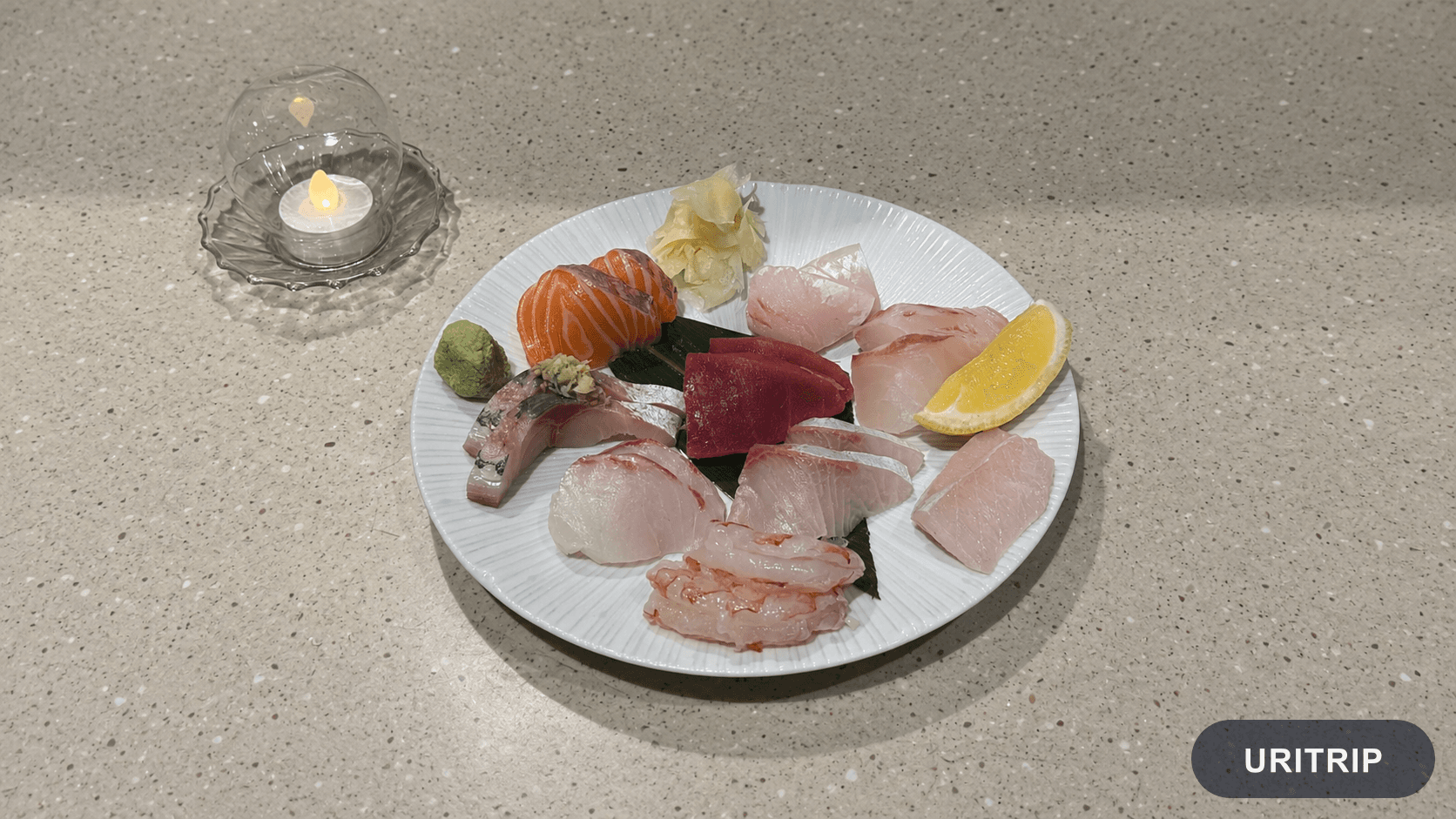 刺身の盛り合わせ（2人前）