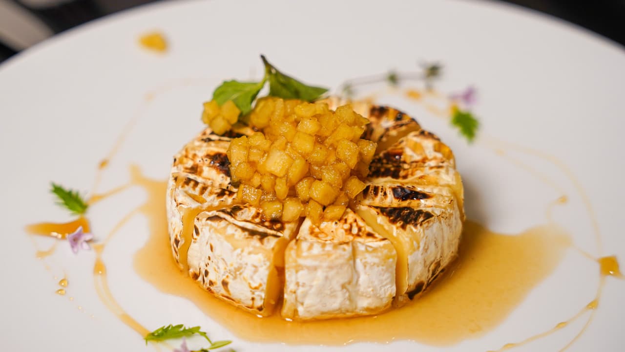 ドルサムカフェ (Dolsam Cafe)