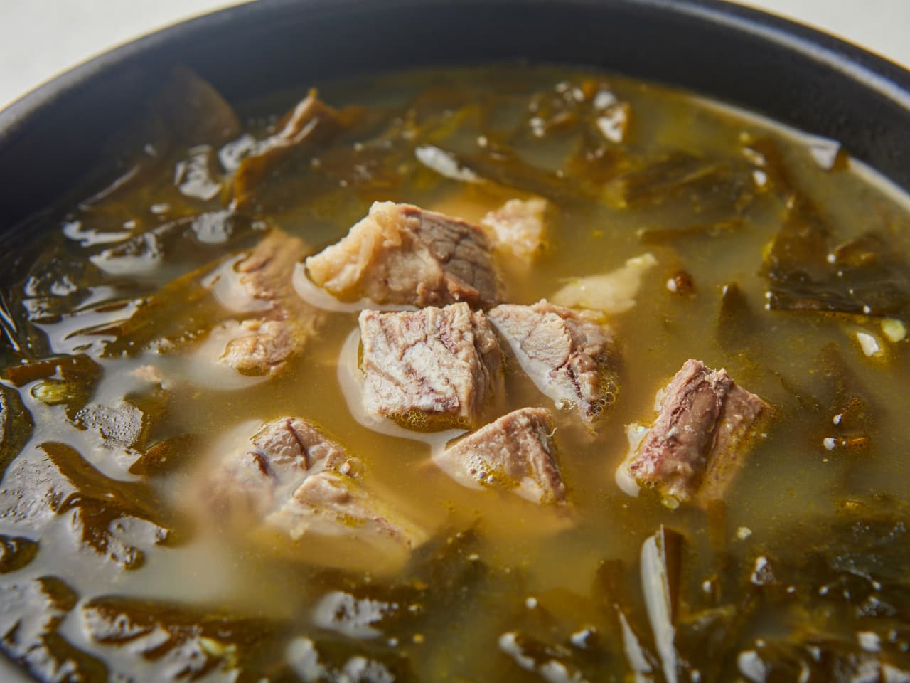 牛肉わかめスープ  ※2人前以上から注文可能