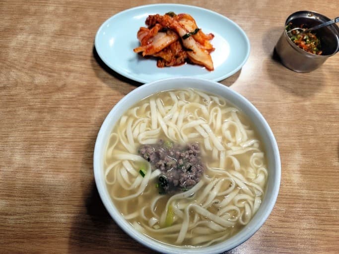 韓国式手打ち麺