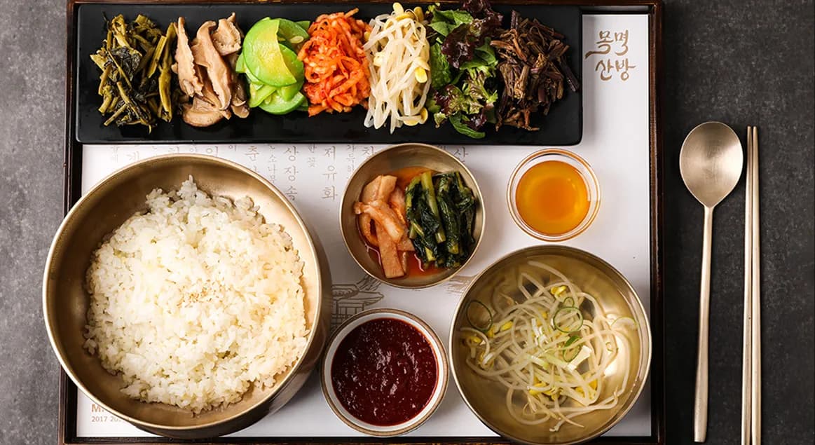 明洞で絶品ビビンバとチヂミをコスパ良く楽しめる