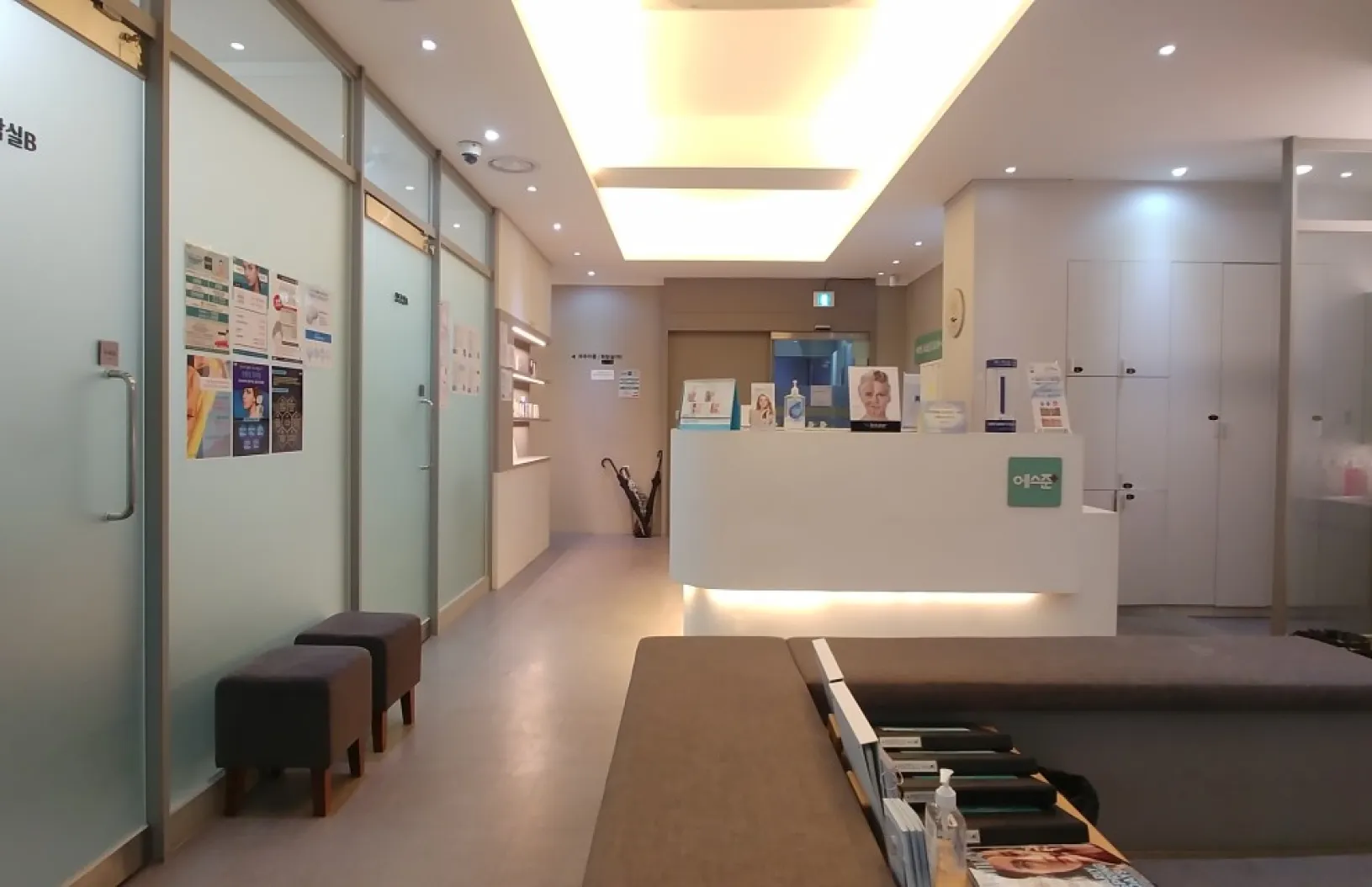 「建大店」は聖水から、「蚕室店」は江南から近いので、観光ついでに立ち寄れる便利な立地です