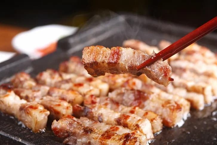 サムギョプサル(삼겹살)