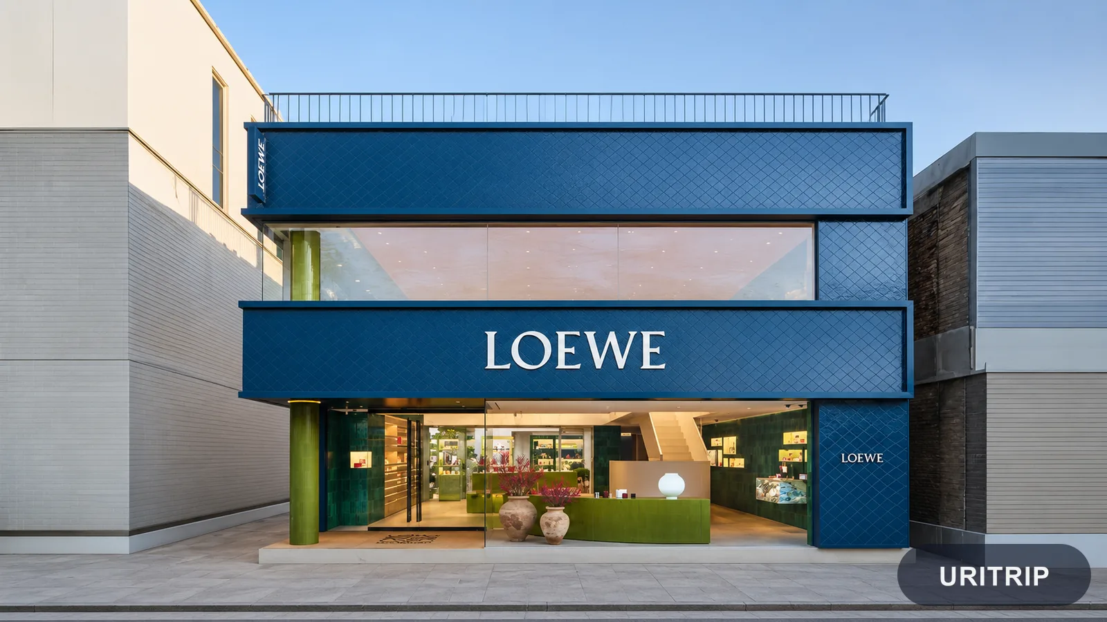 LOEWE Perfumes 聖水フラッグシップストア