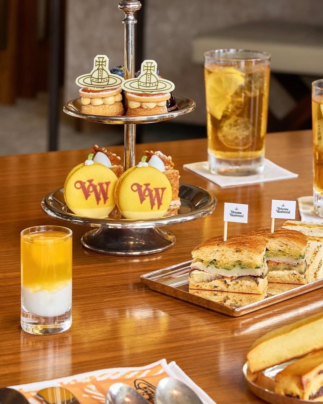 新羅ホテル x Vivienne Westwood アフタヌーンティー