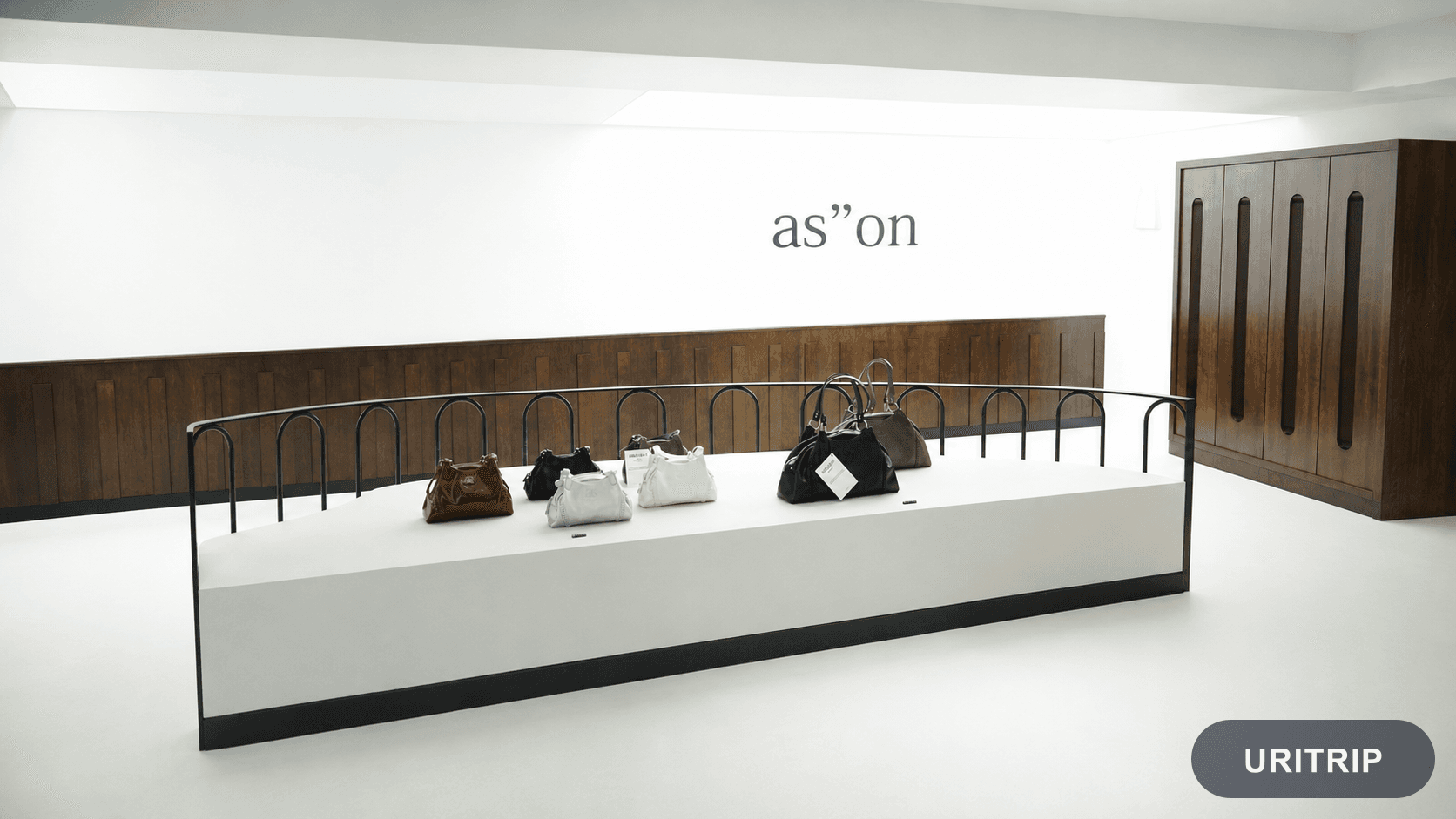 as”on STORE 弘大(アズオン) 2