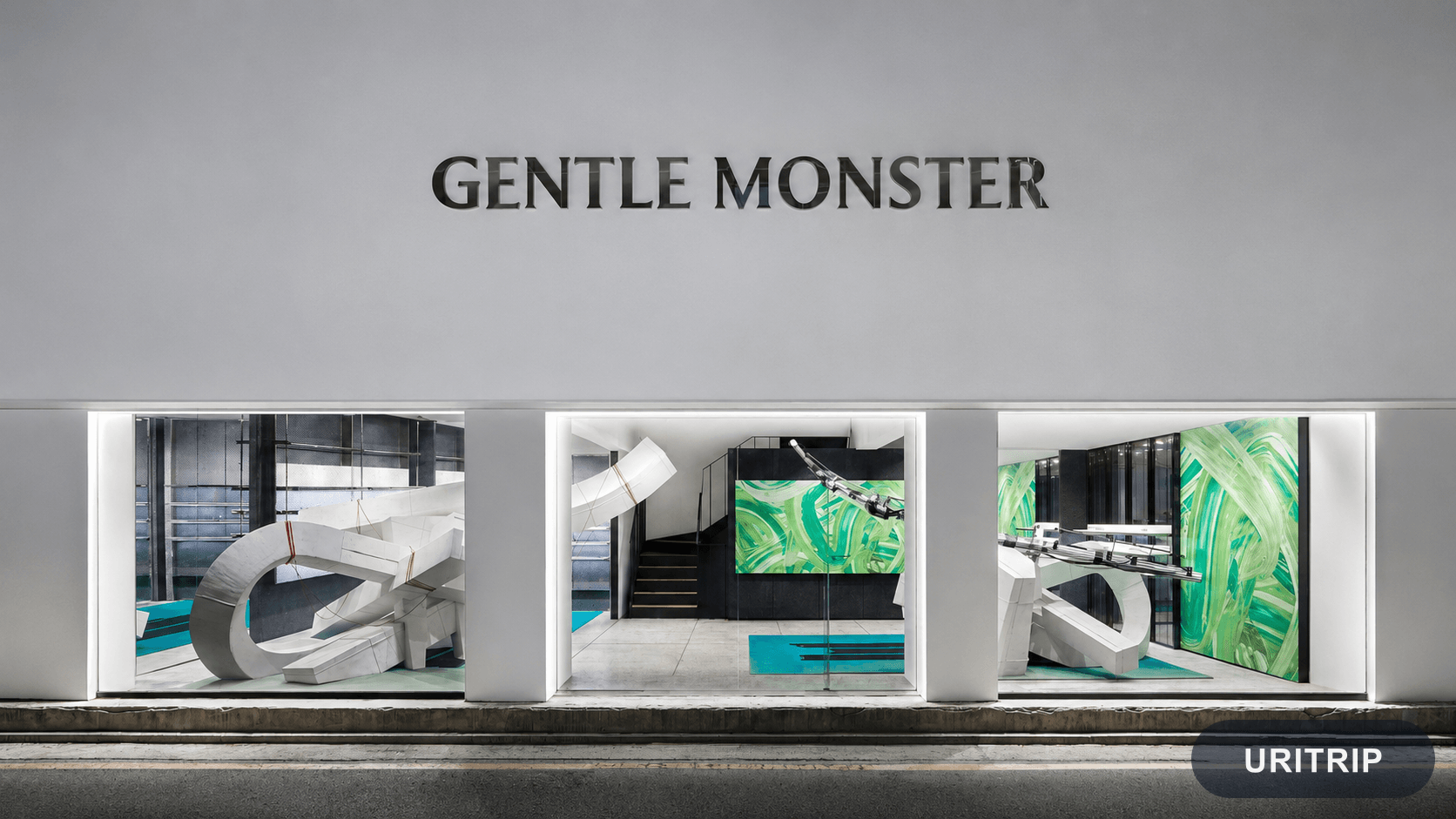 GENTLE MONSTER ソウル新沙店(ジェントルモンスター)