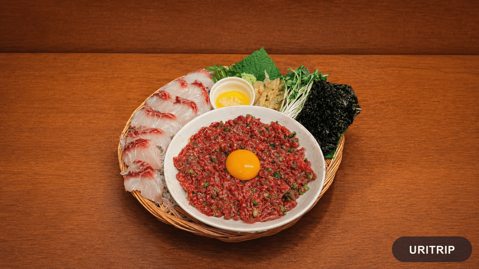 韓牛ユッケ&ヒラメの盛り合わせ