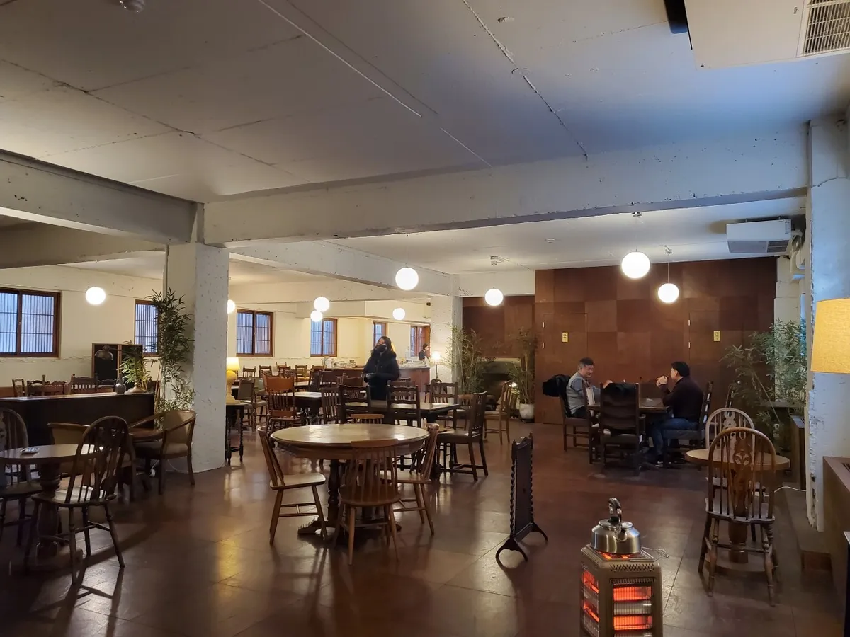 レトロ空間の穴場カフェ