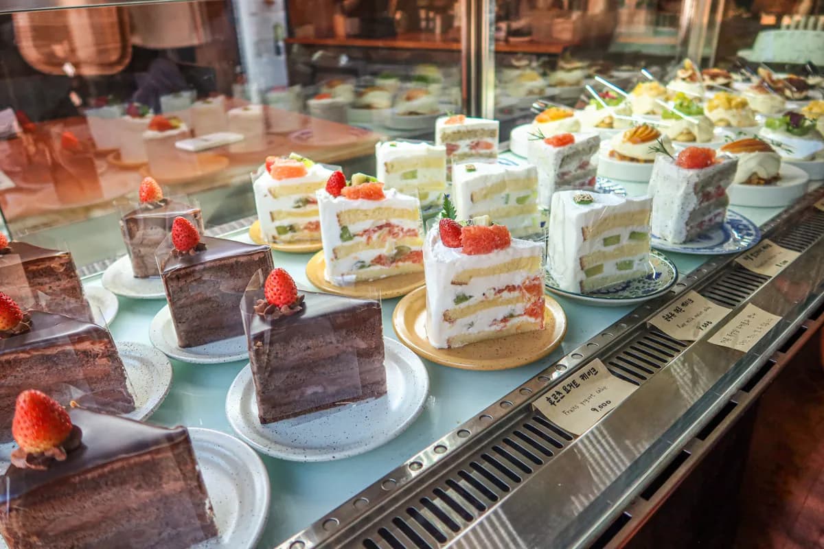 デザートのレベルが高すぎると有名なカフェ