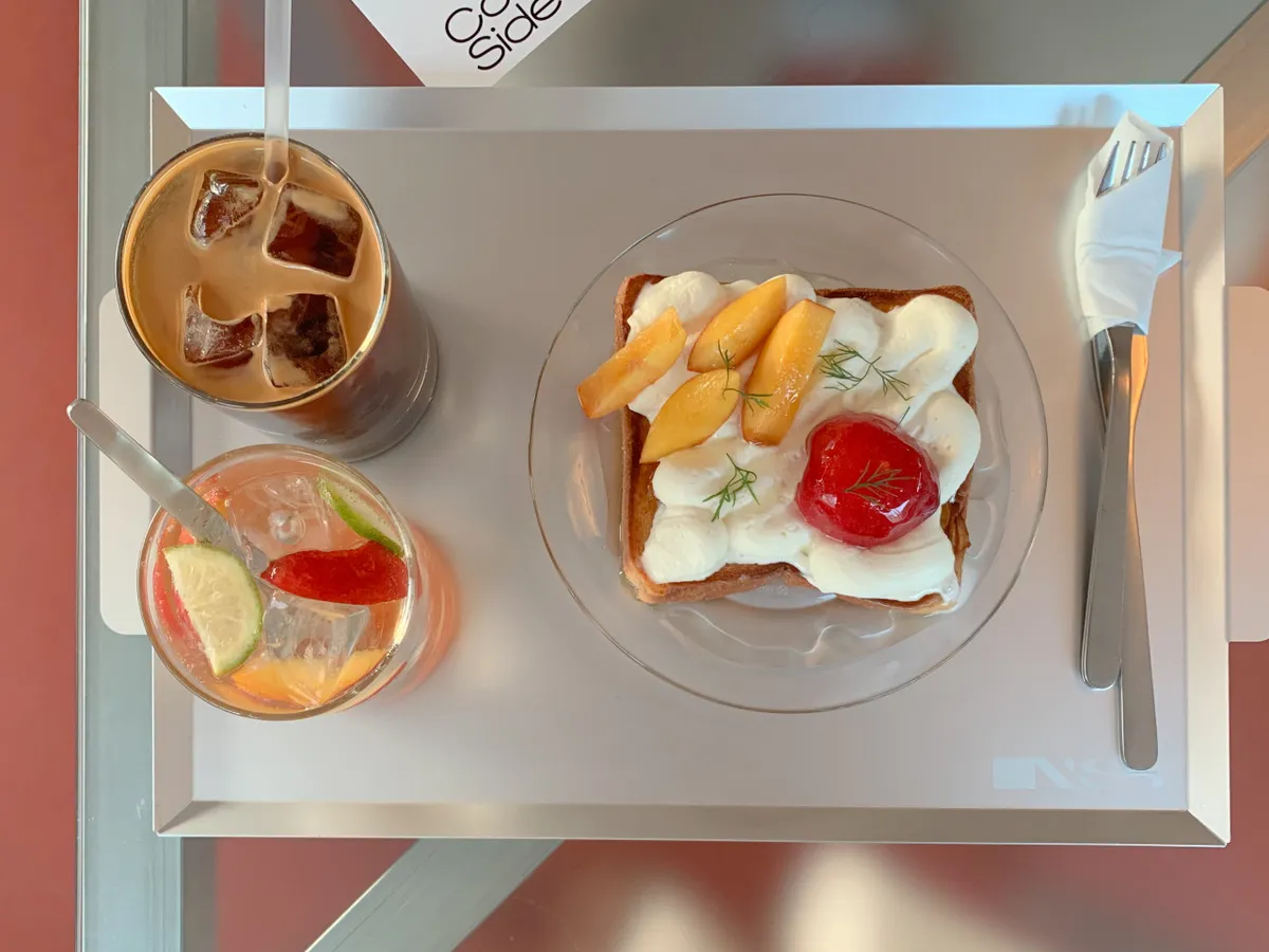 味も見た目も最強のフルーツトースト