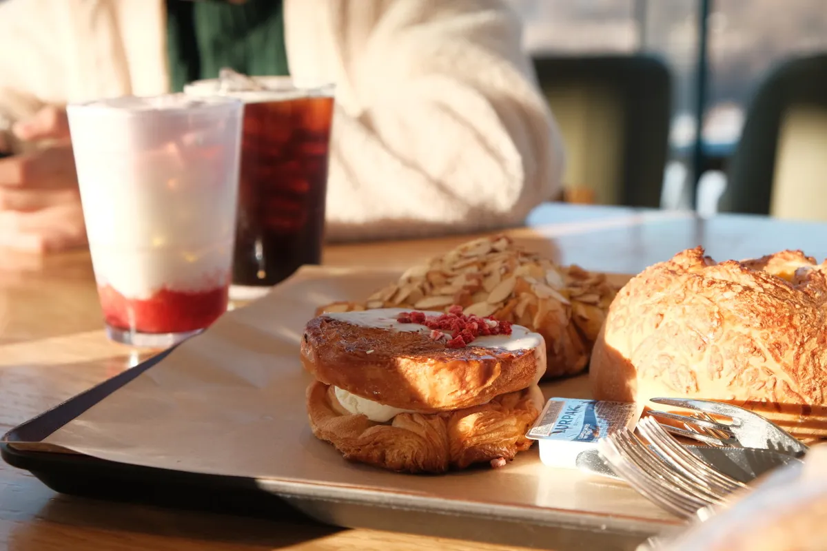 「ベーカリー」や「限定メニュー」もお見逃しなく