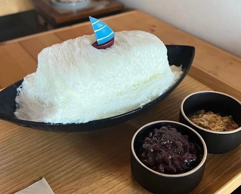 練乳糸巻きかき氷