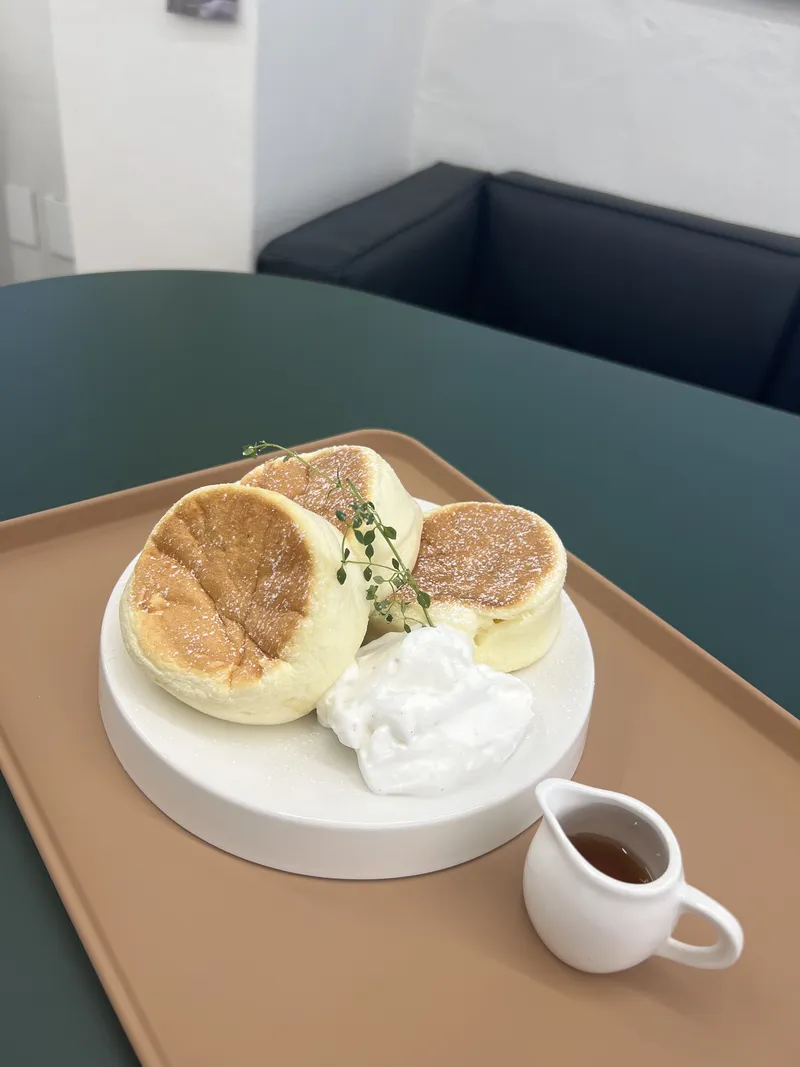 スフレパンケーキ
