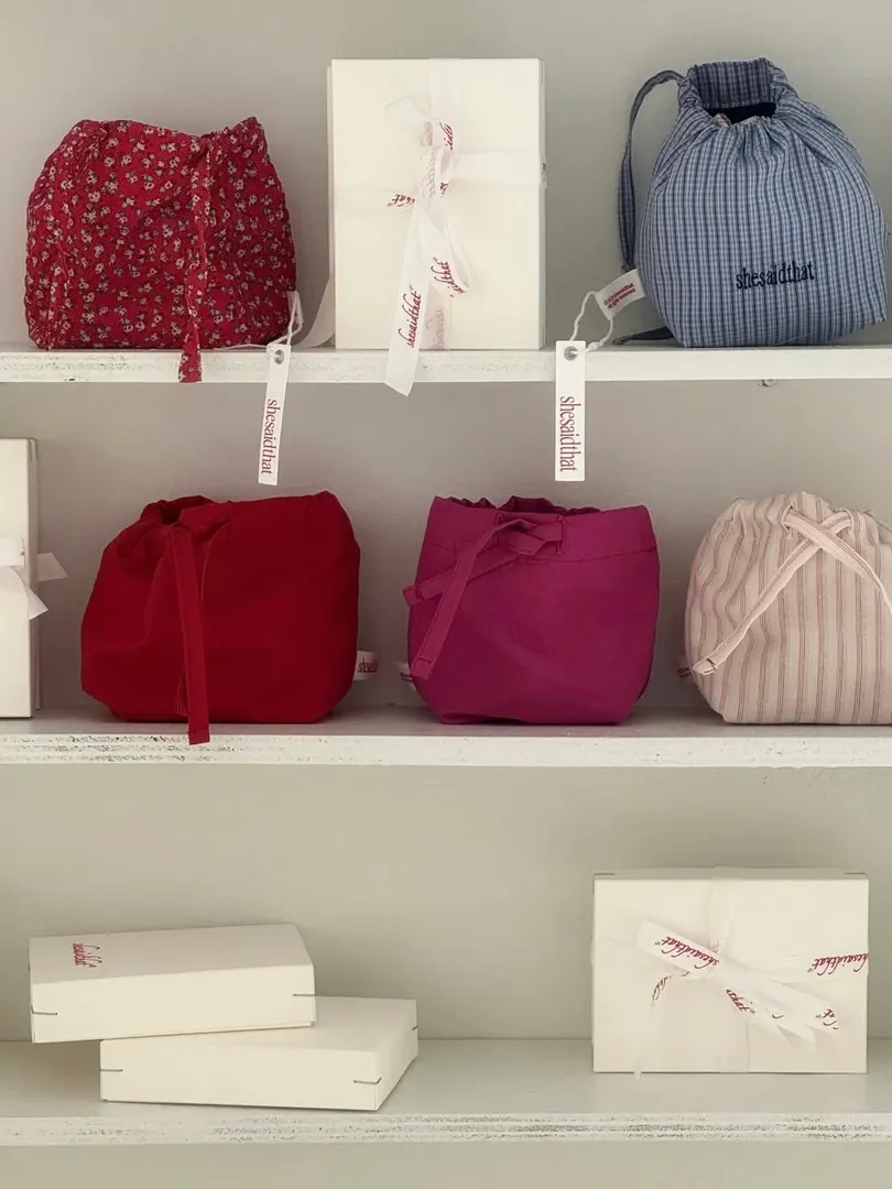 she said that gallery 2