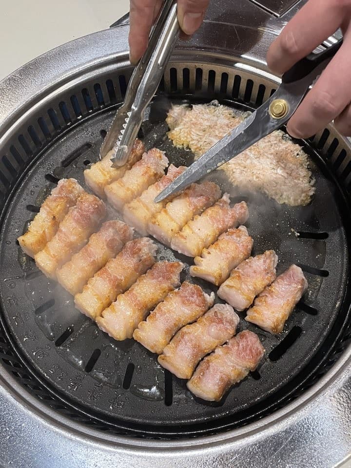 焼き加減が絶妙で外はカリカリ中はジューシー!