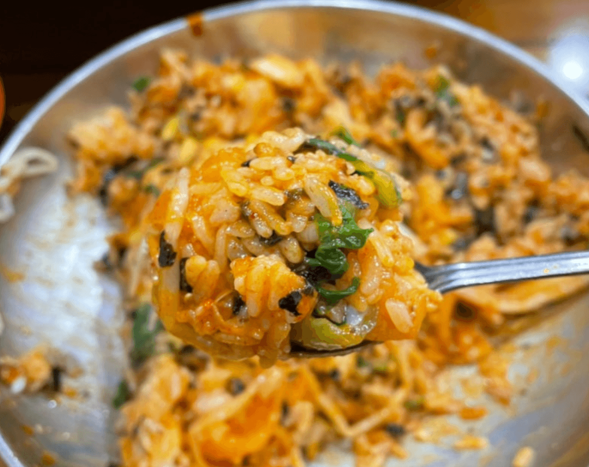 釜山のローカルなビビンバを味わう