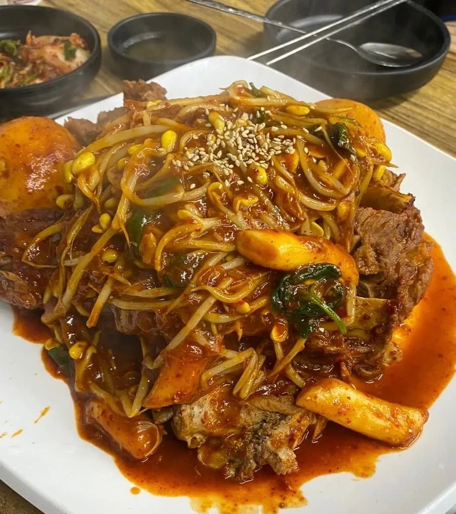 なかなか食べる機会のない「ピョチム」