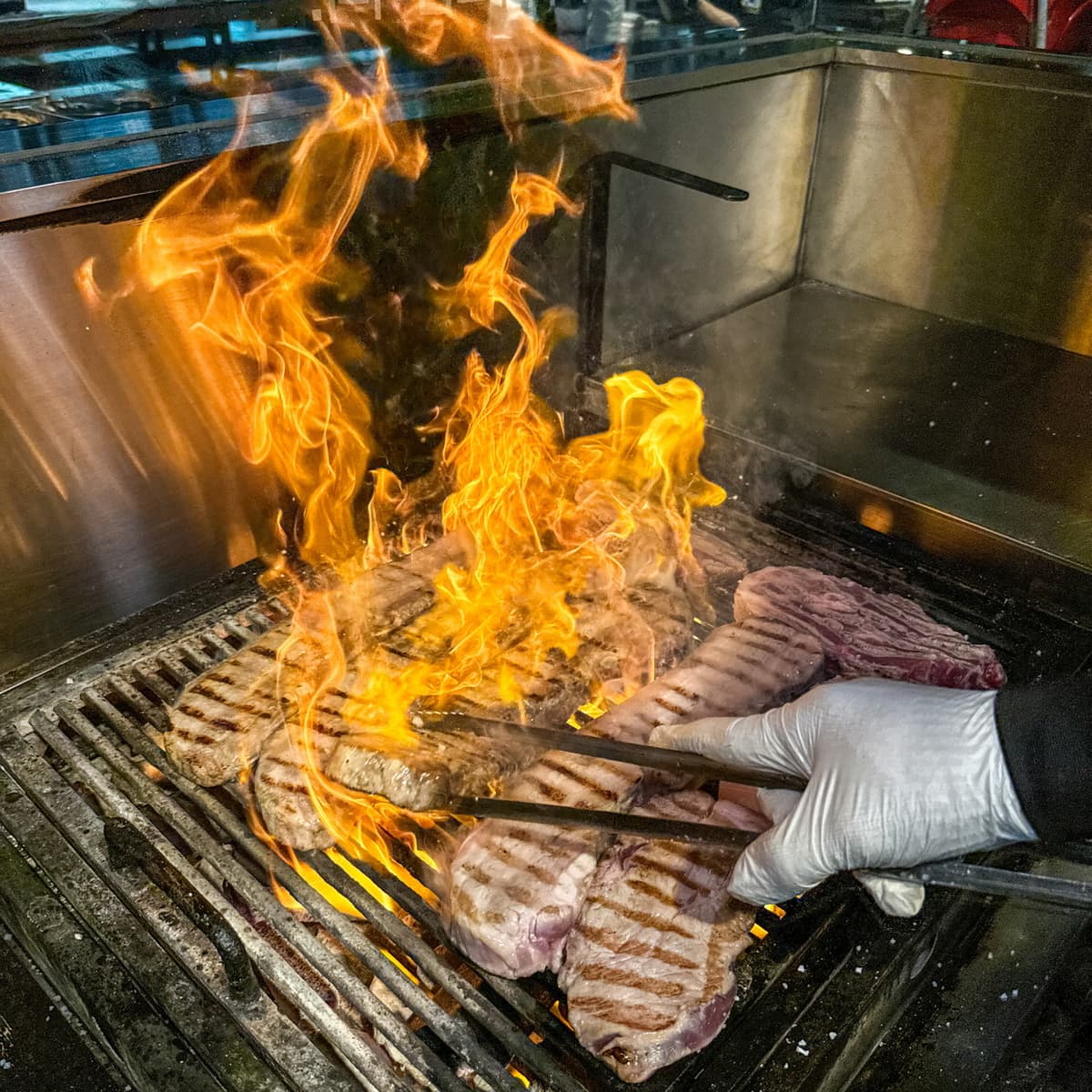 河南テジチッ 明洞1号店