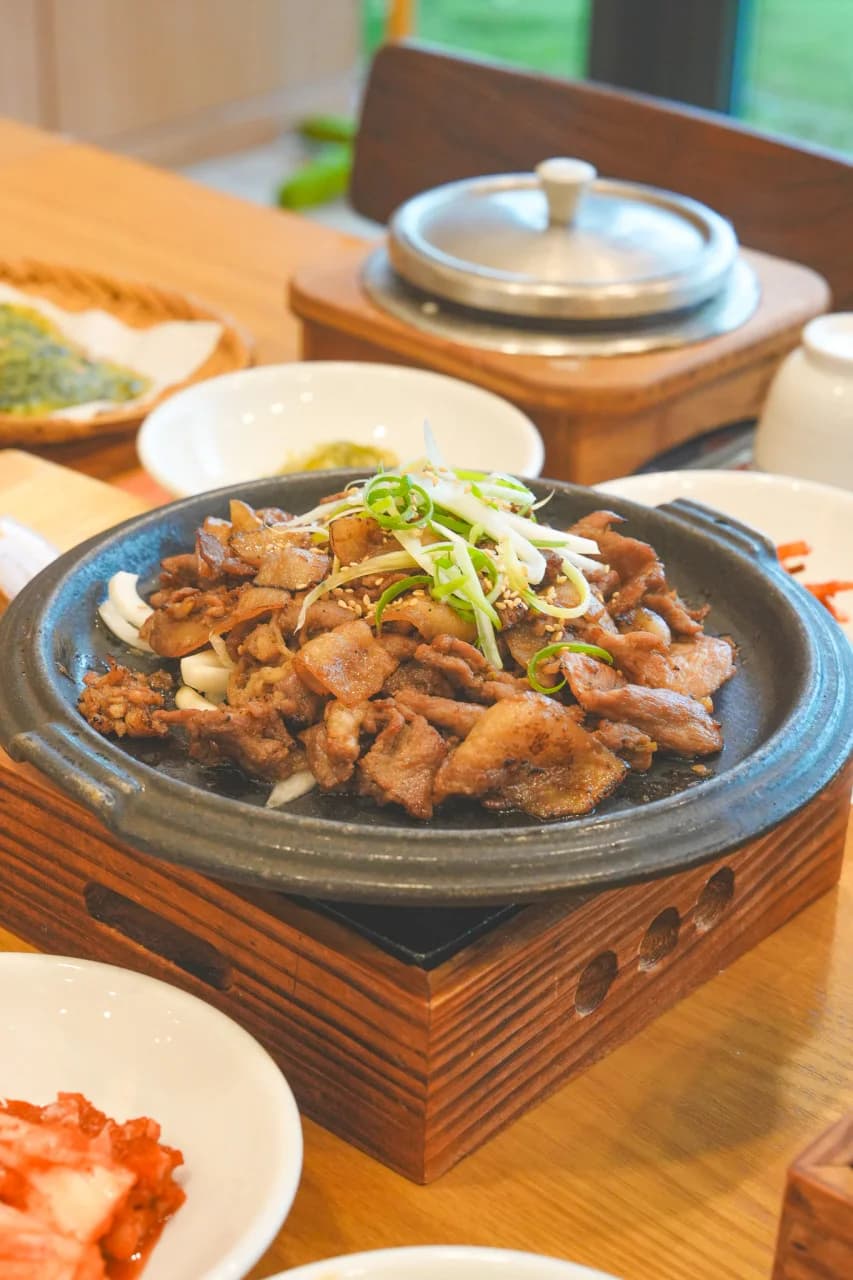 チョンガネ食卓