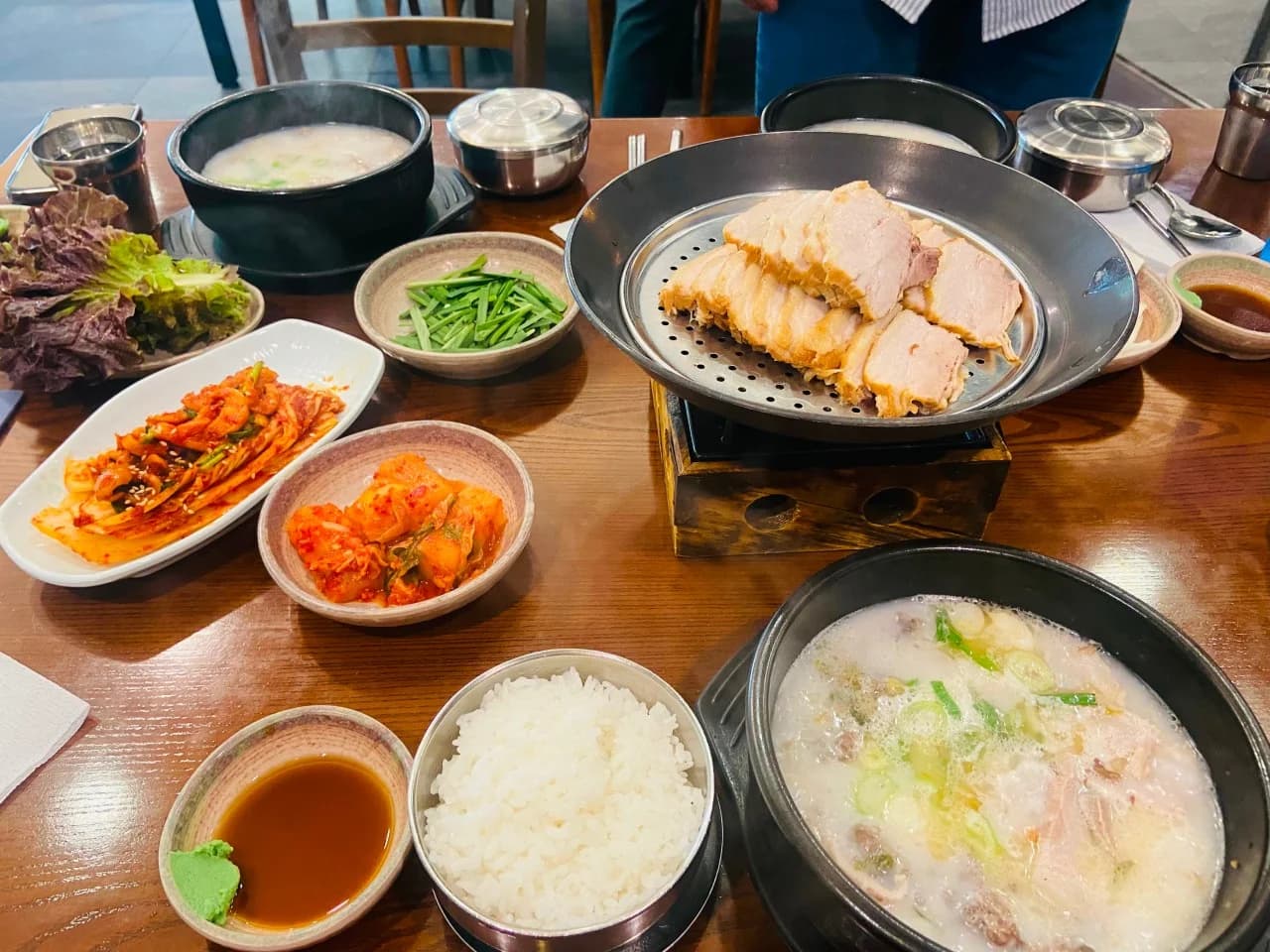 トドイ宗家チッテジクッパ 釜山駅店