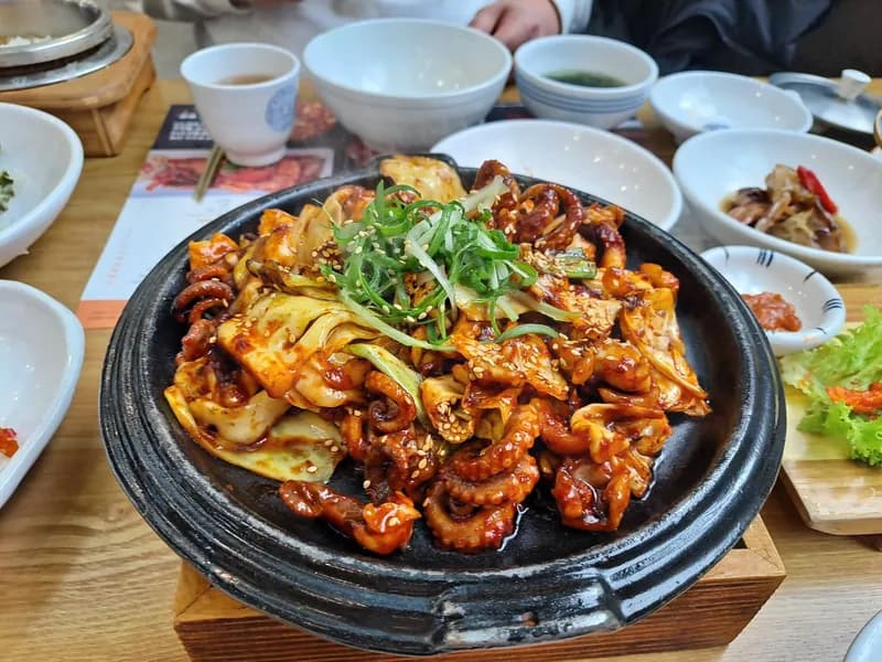 鉄板イイダコ炒め定食