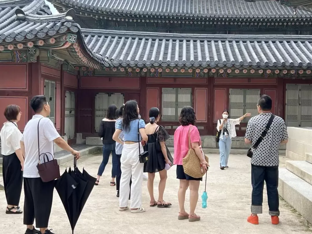 じっくり見学したいなら「無料ガイドツアー」