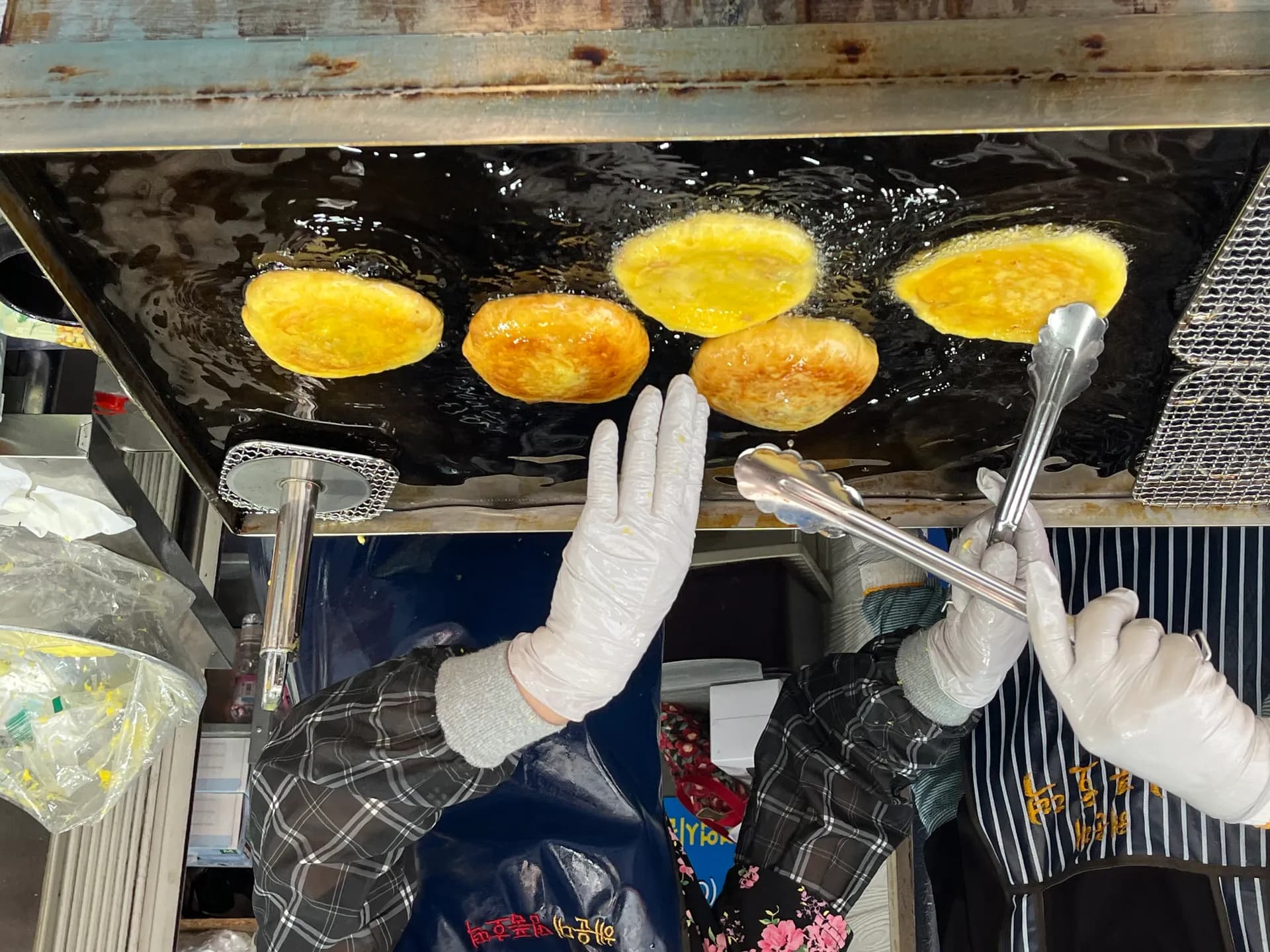 行列ができる有名なホットク屋さん