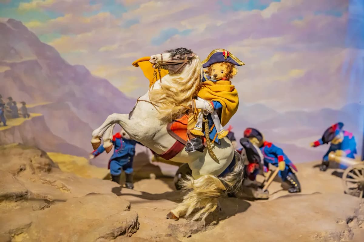 テディベアミュージアムで出会う名作たち