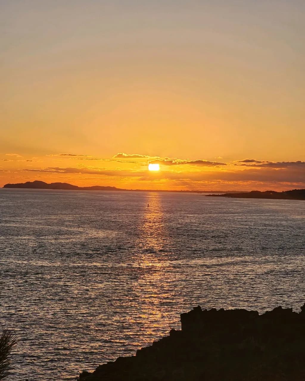 夕日と海が織りなす絶景